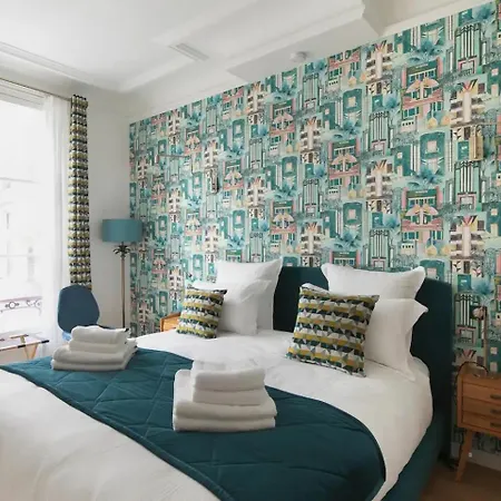 Apartment La Maison Kleber - Luxury Apartments, Champs-elysees - Eiffel Tower Paris