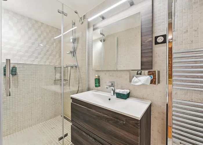 La Maison Kléber - Luxury Apartments, Champs-elysées - Eiffel Tower Paris