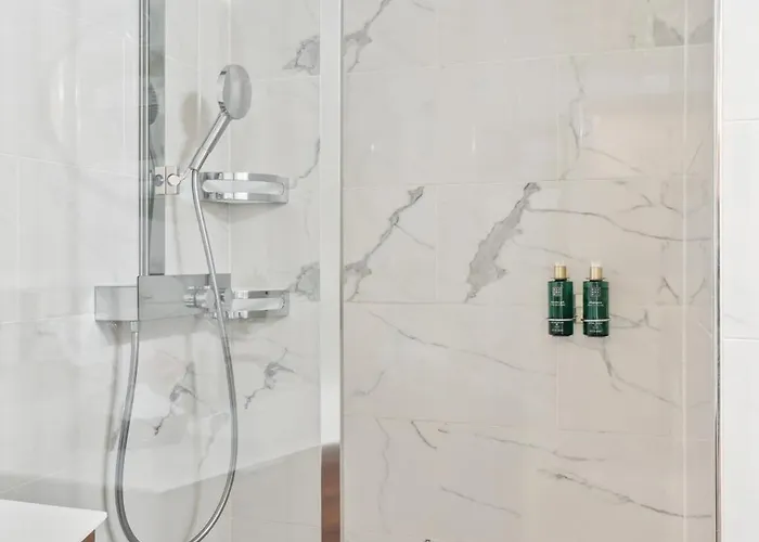 La Maison Kléber - Luxury Apartments, Champs-elysées - Eiffel Tower * Paris